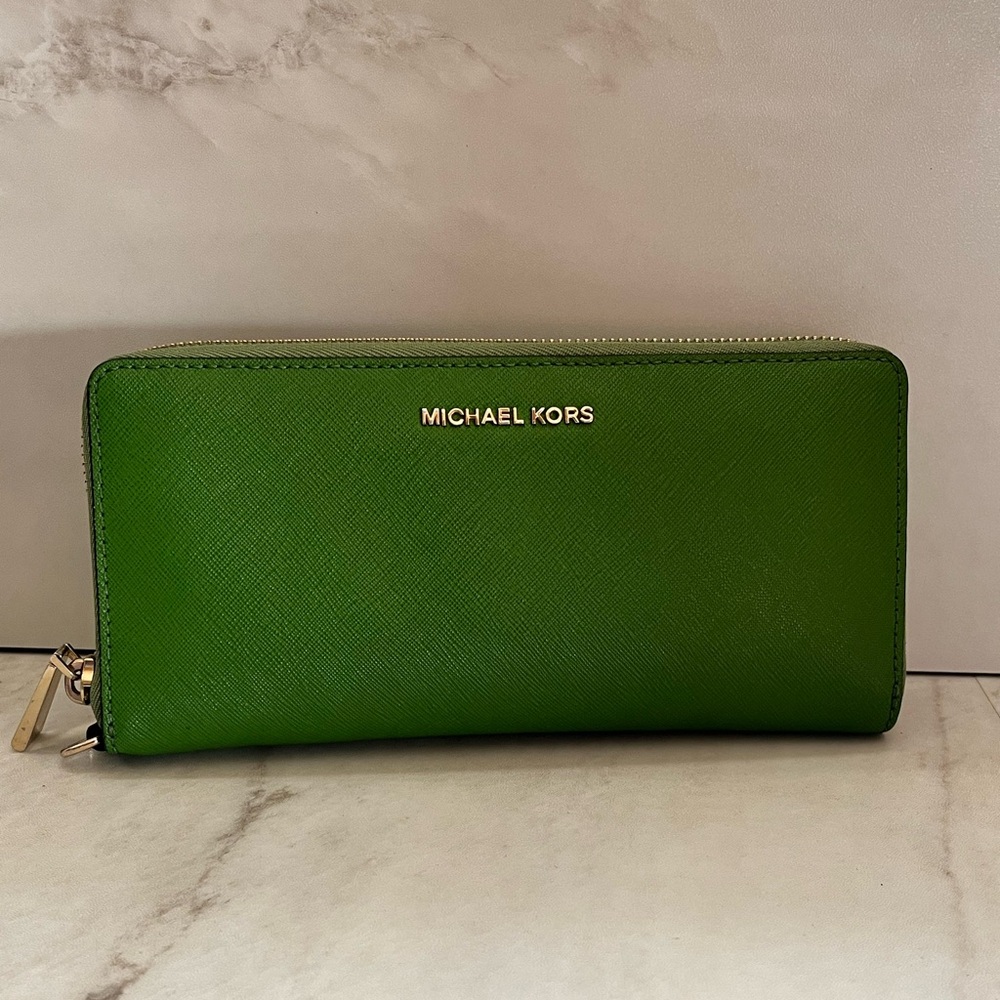 Michael Kors Large Saffiano Leather Continental Wallet